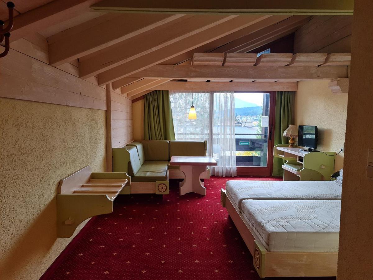 Das Kronen Hotel Seefeld in Tirol Buitenkant foto