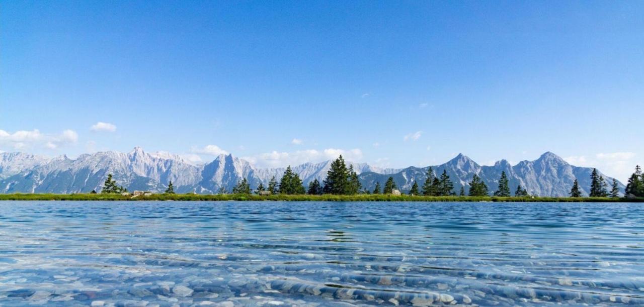 Das Kronen Hotel Seefeld in Tirol Buitenkant foto